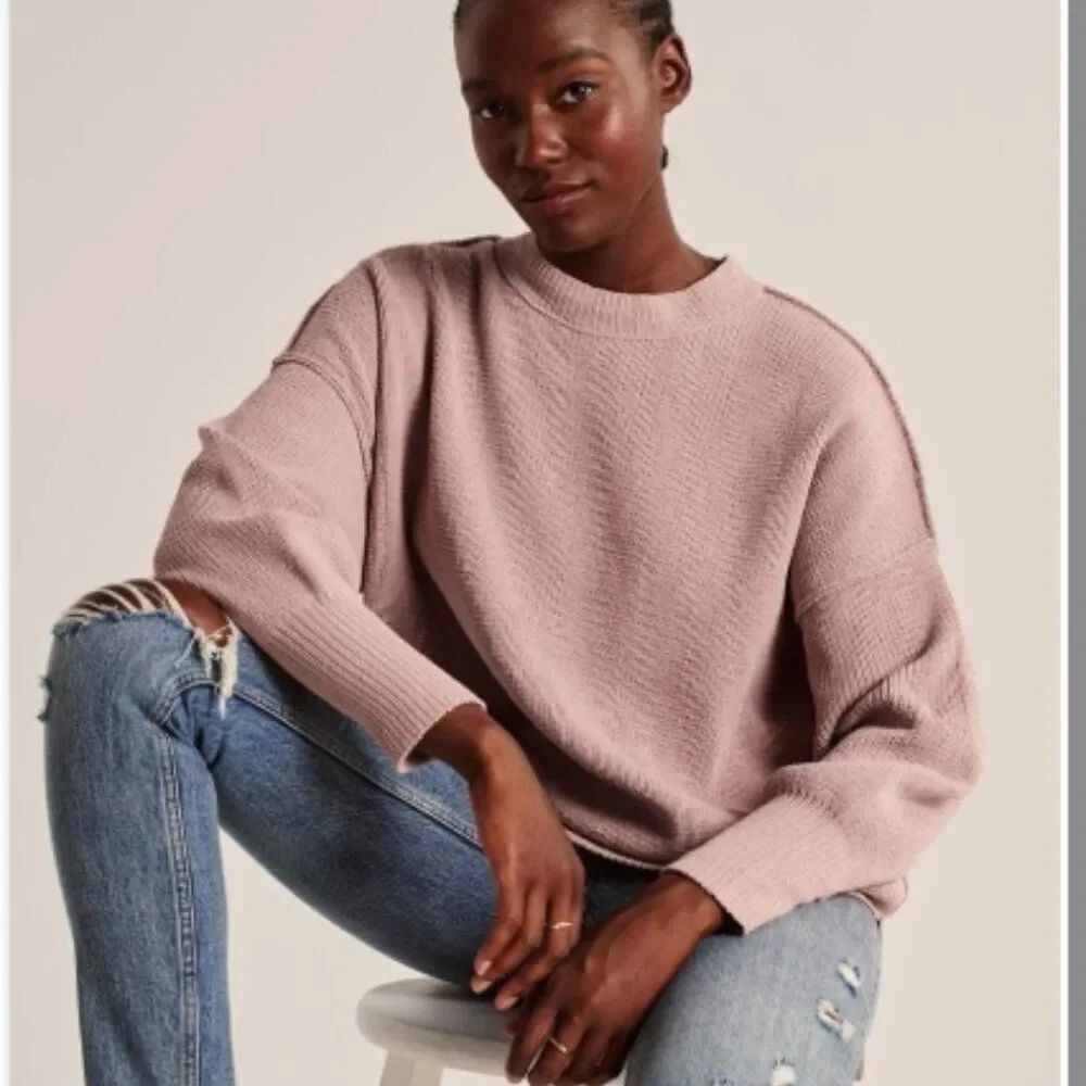 Like New! Abercrombie & Fitch Oversized Chenille Crew Neck Sweater in Size L